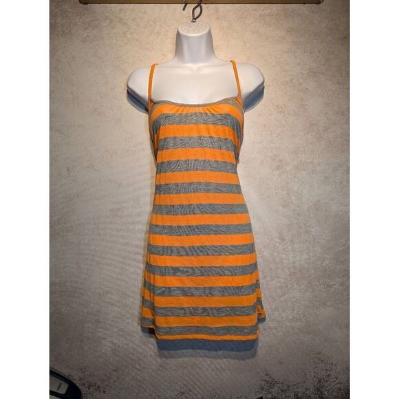 Legaci summer/beach dress w/ lace back. Large - Picture 1 of 4